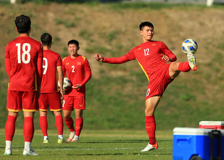 Giật mình U23 Việt Nam đến nhầm sân tập U23 Thái Lan trước ngày đấu Malaysia - 9