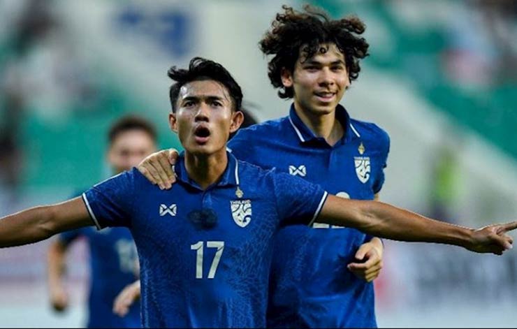 U23 Thái Lan bị đồn mất chân sút chủ lực, HLV Srimaka thừa nhận học trò kiệt sức - 2