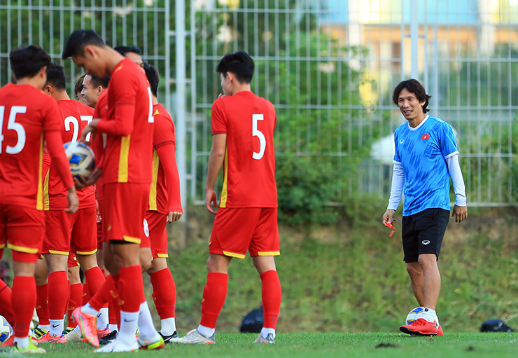 Nhâm Mạnh Dũng bị bắt nạt trước đại chiến U23 Việt Nam - U23 Saudi Arabia - 11