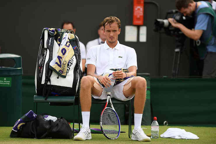 ATP tính &#34;quay xe&#34; cộng điểm cho Wimbledon, Medvedev chờ cơ hội tham dự - 1