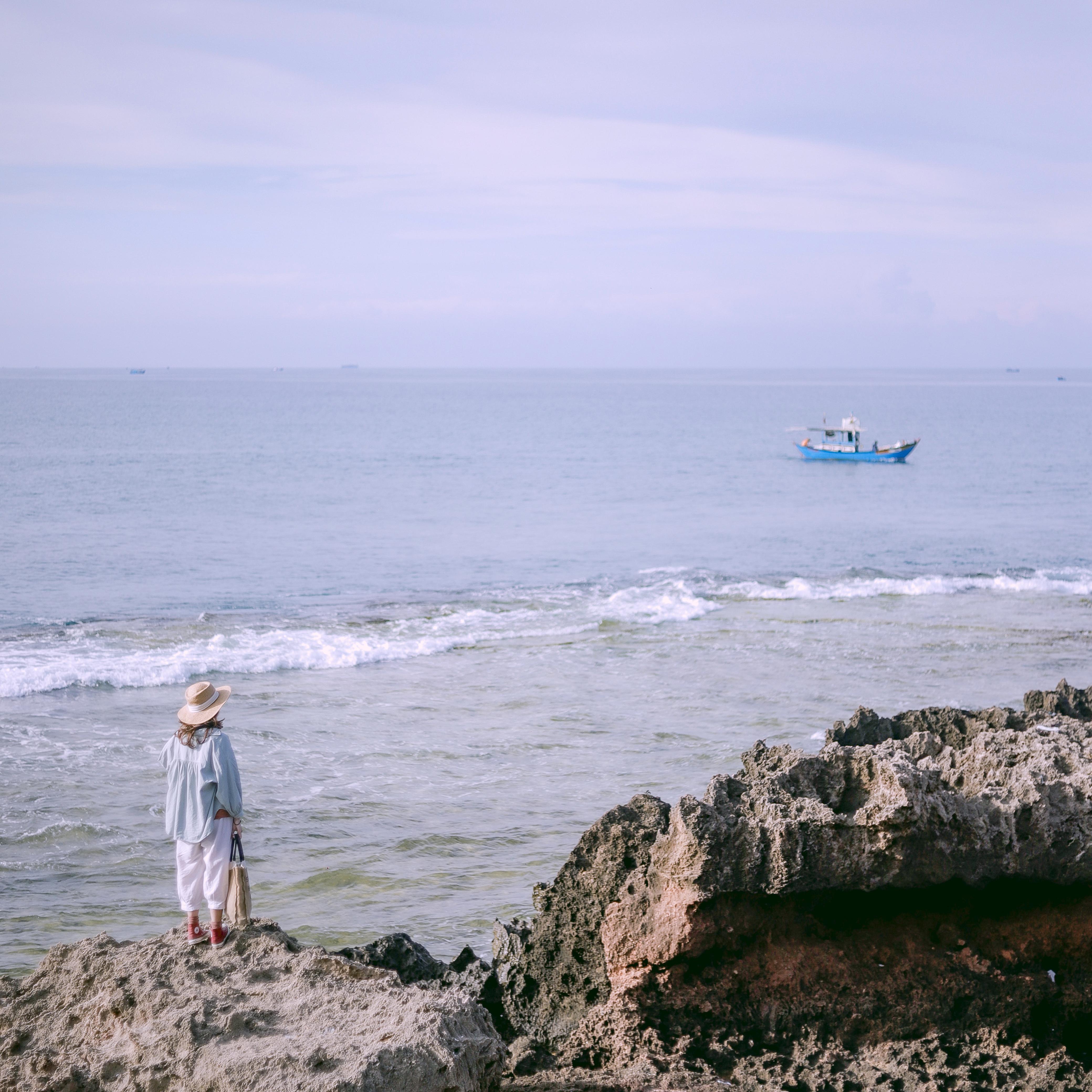 Đến 'Địa Trung Hải' của Việt Nam, ngắm biển xanh cát trắng và làng chài đẹp mê hồn - 2