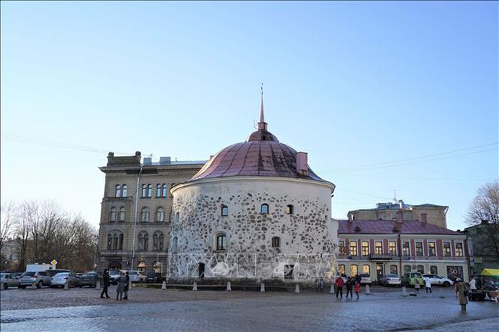 Vyborg - thành phố cổ phong cách Thụy Điển trong lòng nước Nga - 4