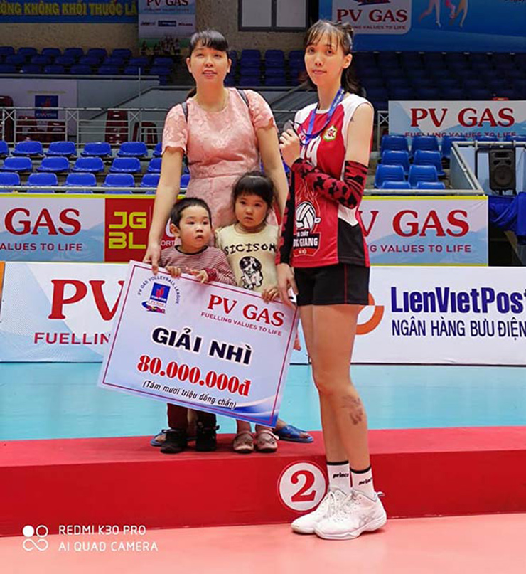 Top &#34;chân dài&#34; cao nhất giải bóng chuyền quốc gia, Thanh Thúy mất ngôi số 1 - 3
