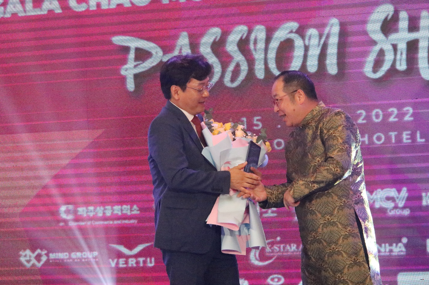 Passion, show diễn quảng bá văn hóa Việt - Hàn tại Nha Trang - 1
