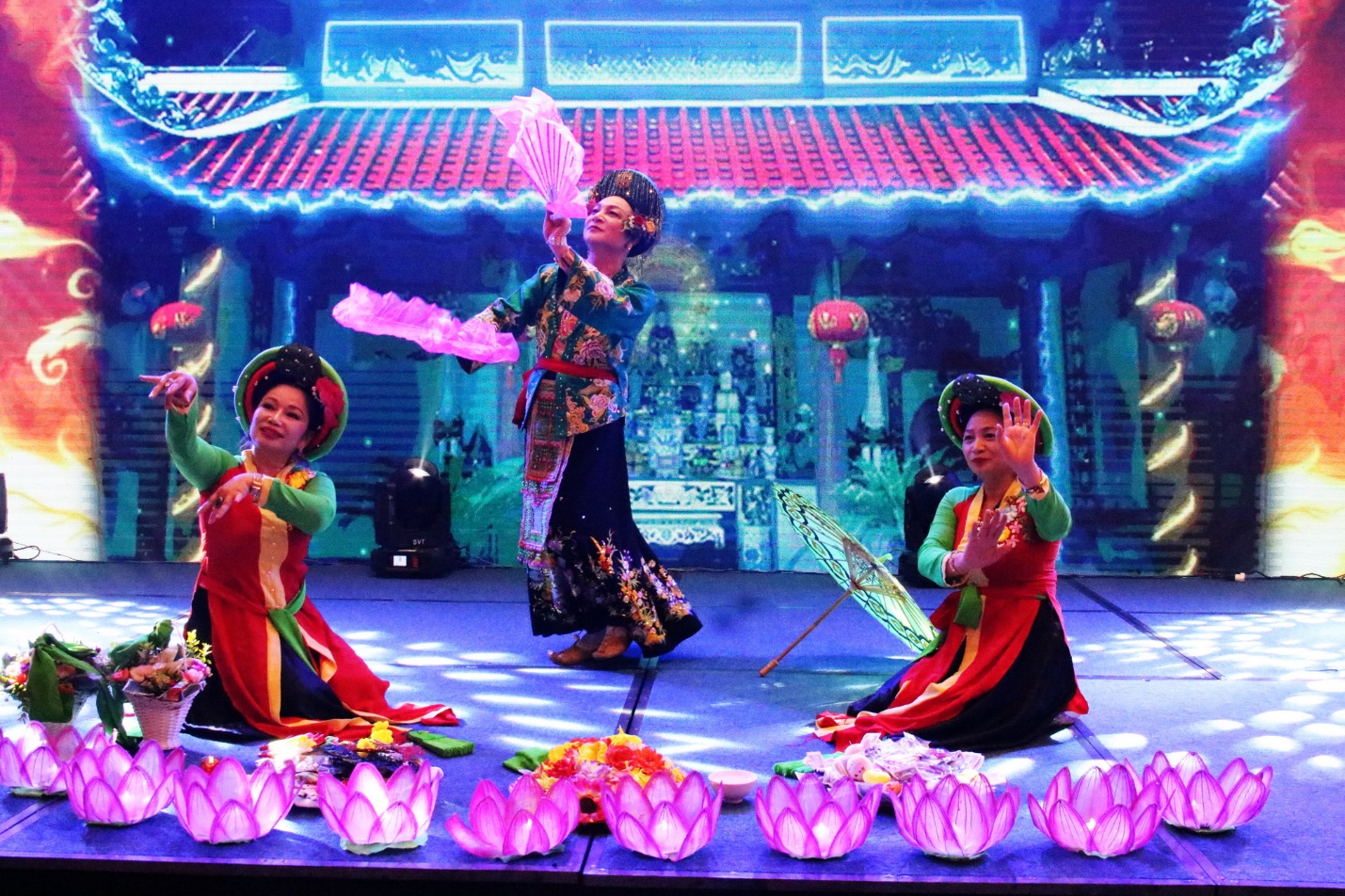 Passion, show diễn quảng bá văn hóa Việt - Hàn tại Nha Trang - 2