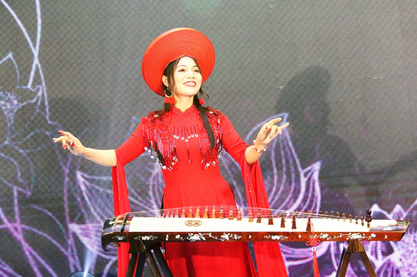 Passion, show diễn quảng bá văn hóa Việt - Hàn tại Nha Trang - 3