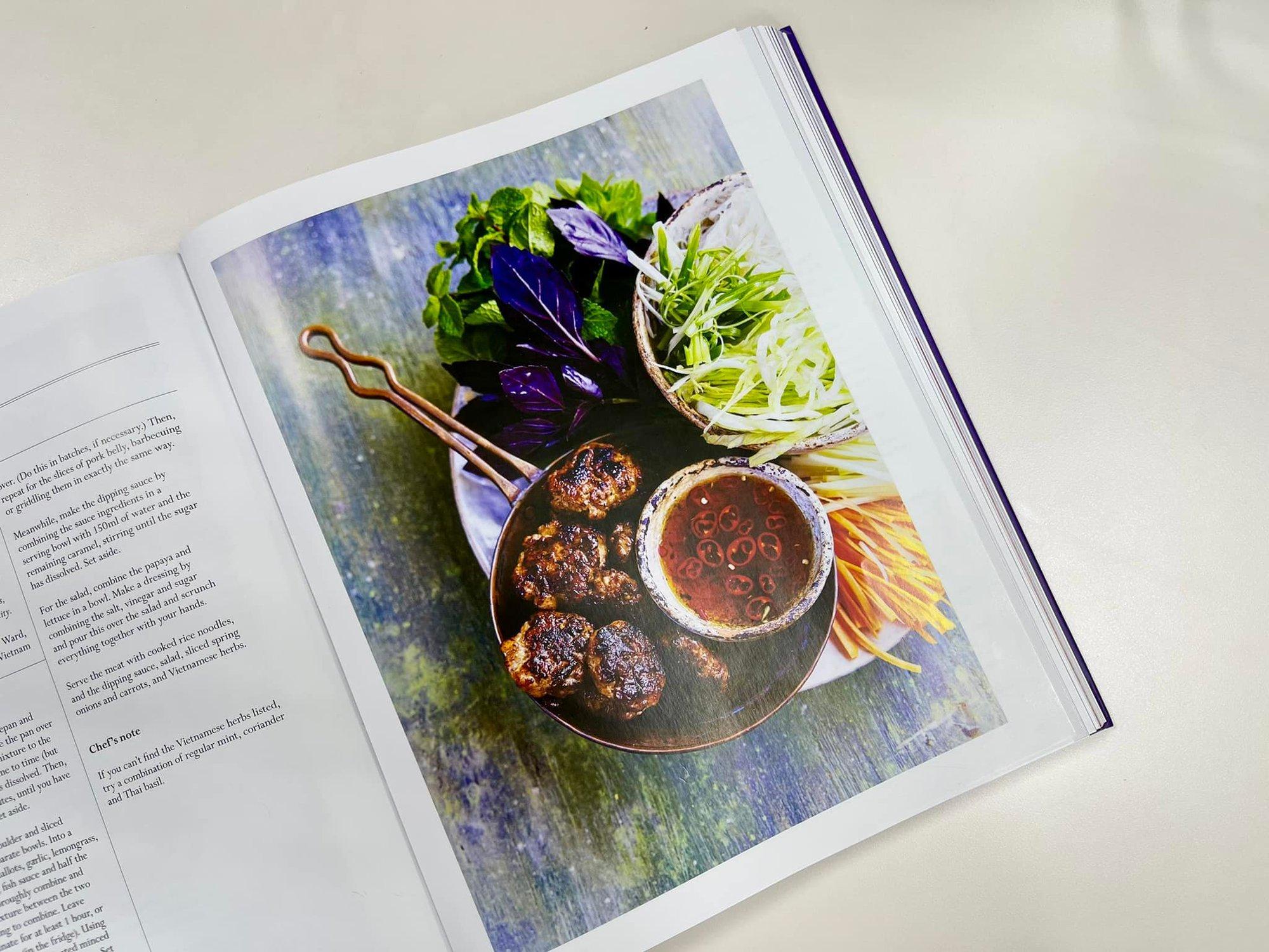 Bún chả Hà Nội được đưa vào cuốn sách dạy nấu ăn mừng Đại lễ Bạch kim của Nữ hoàng Anh - 2