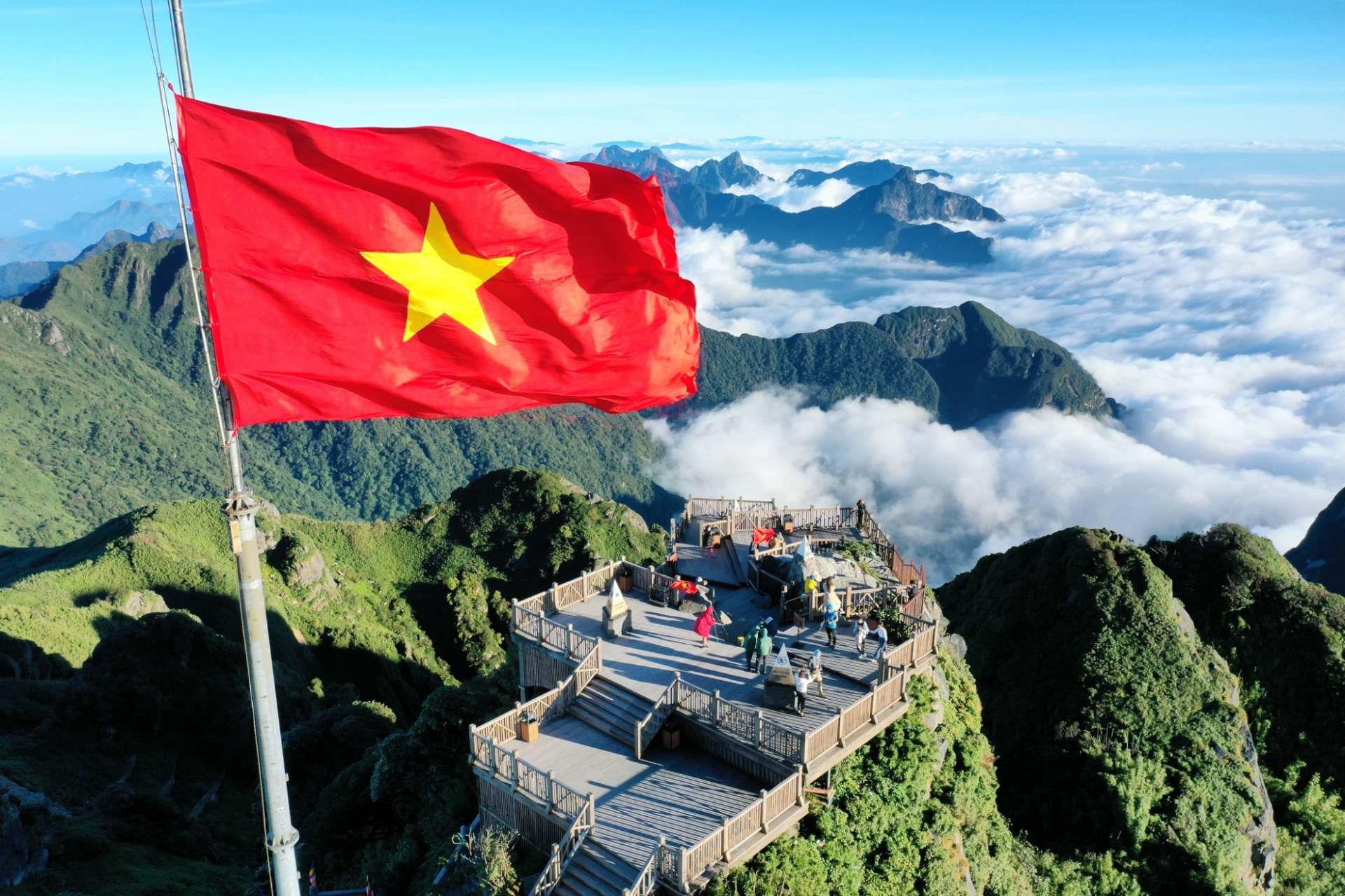 Ngày quốc tế Yoga tại Việt Nam sẽ được tổ chức trên núi Fansipan - 1
