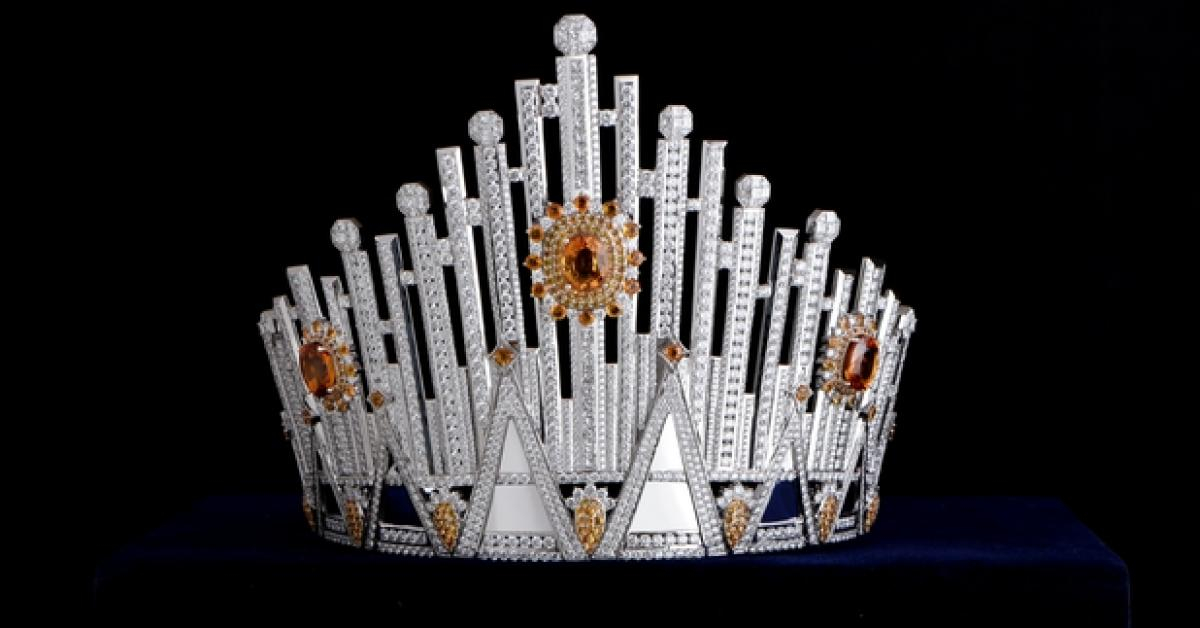 Cận cảnh chiếc vương miện gắn hơn 2.000 viên kim cương của Tân hoa hậu Hoàn vũ