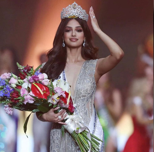 Hoa hậu Hoàn vũ 2021 Harnaaz Sandhu: "Ai bị chê mà chả buồn" - 1