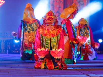 Lễ hội - Giao hòa âm sắc truyền thống và hiện đại trong không gian Hoàng cung Huế