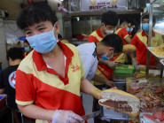 Khi baguette Pháp đến Sài Gòn, người Việt đã biến tấu thành bánh mì thế nào để quốc tế hết lời khen ngợi?