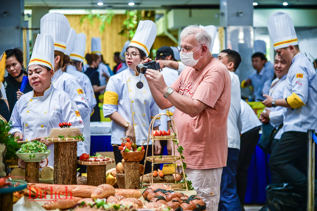 Khám phá hơn 100 món ăn kèm bánh mì tại Lễ hội Bánh mì Việt Nam - 4