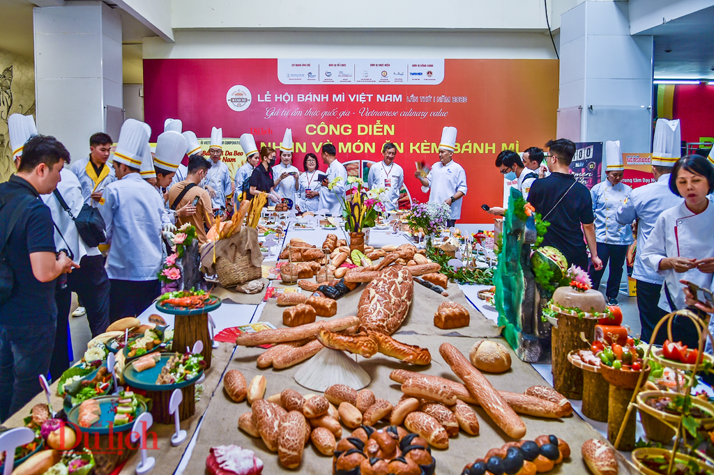 Khám phá hơn 100 món ăn kèm bánh mì tại Lễ hội Bánh mì Việt Nam - 1