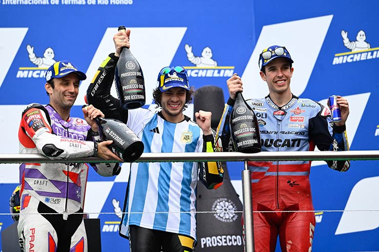 Đua xe MotoGP, Argentina GP: Nhà vô địch mắc sai lầm, &#34;The Doctor&#34; trở lại - 5