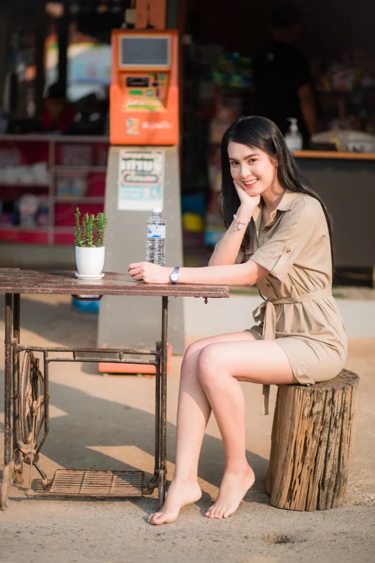 Ngắm mỹ nhân &#34;trắng như tuyết&#34;, người biến võ sĩ Buakaw từ &#34;hổ hóa mèo&#34; - 3