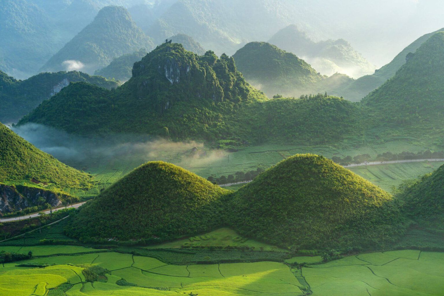 7 điểm du lịch Việt Nam sở hữu cảnh đẹp siêu thực - 17