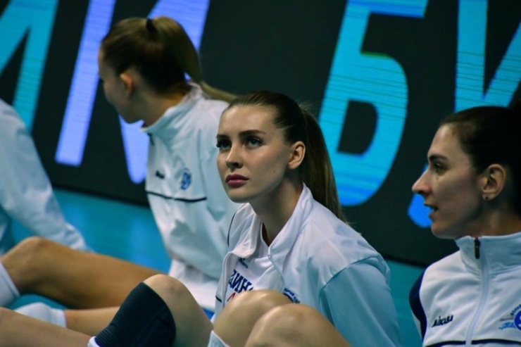 Ngắm vẻ đẹp mỹ nhân bóng chuyền xinh nhất thế giới thế hệ gen Z - 4