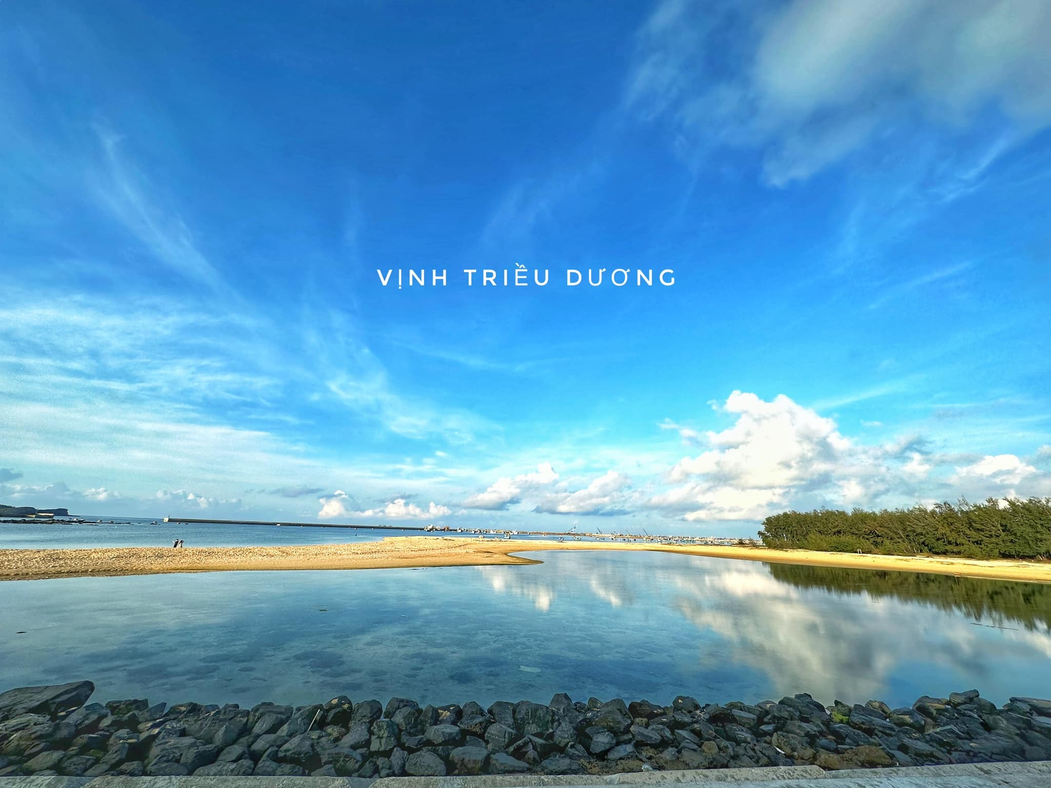 Khám phá thêm nhiều góc ảnh đẹp và lạ ở đảo Phú Quý - 13