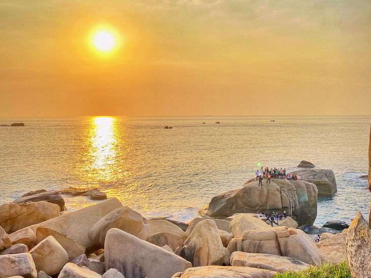 Cung đường ven biển Bắc Khánh Hòa nối những điểm du lịch hoang sơ tuyệt đẹp - 11