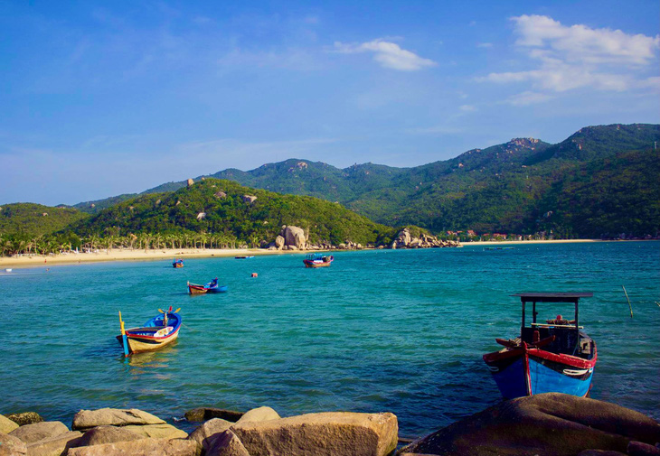 Cung đường ven biển Bắc Khánh Hòa nối những điểm du lịch hoang sơ tuyệt đẹp - 9