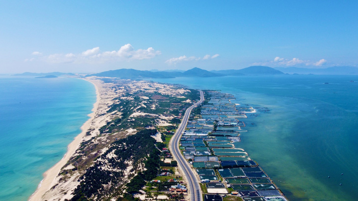 Cung đường ven biển Bắc Khánh Hòa nối những điểm du lịch hoang sơ tuyệt đẹp - 2