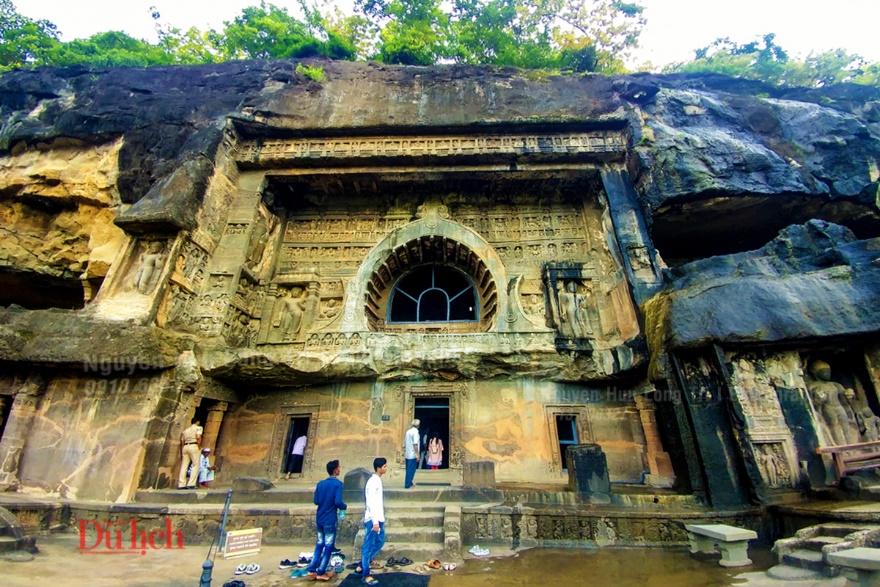Anjanta Caves - Kì vĩ những ngôi chùa tạc trên vách núi - 11