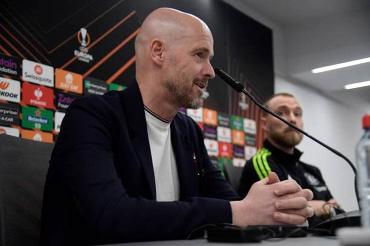 Họp báo MU - Sevilla: Ten Hag khen De Gea toàn diện, Eriksen dè chừng đối thủ (Europa League) - 1