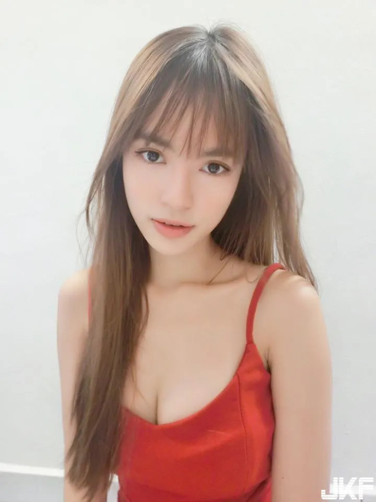 Mỹ nhân lai "3 dòng máu" mê bóng rổ, hóa "thần tượng mạng" ở Malaysia - 13