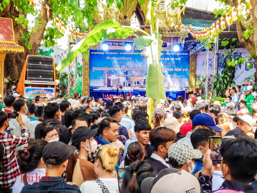 Rộn ràng giải đua Ngo kết thúc mùa lễ hội Chol Thnam Thmay - 4