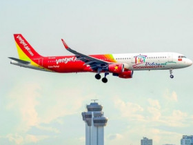 Máy bay mang biểu tượng du lịch TPHCM đã hạ cánh Tân Sơn Nhất
