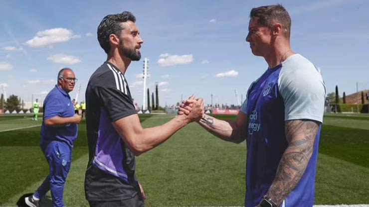 Bất ngờ ứng viên mới thay Ancelotti ở Real: Cựu SAO Liverpool vừa hạ đẹp Fernando Torres - 2