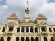 Hàng ngàn du khách đăng ký tham quan trụ sở HĐND và UBND TP.HCM