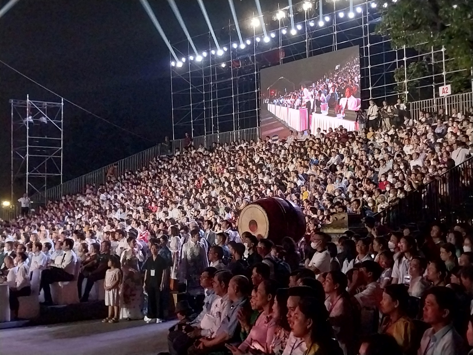 Rực rỡ đêm khai mạc Festival Nghề truyền thống Huế 2023 - 4