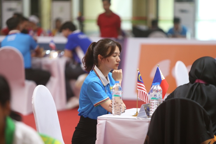 Người đẹp Việt Nam gây &#34;thương nhớ&#34; khi làm trọng tài cờ ốc SEA Games 32 - 3
