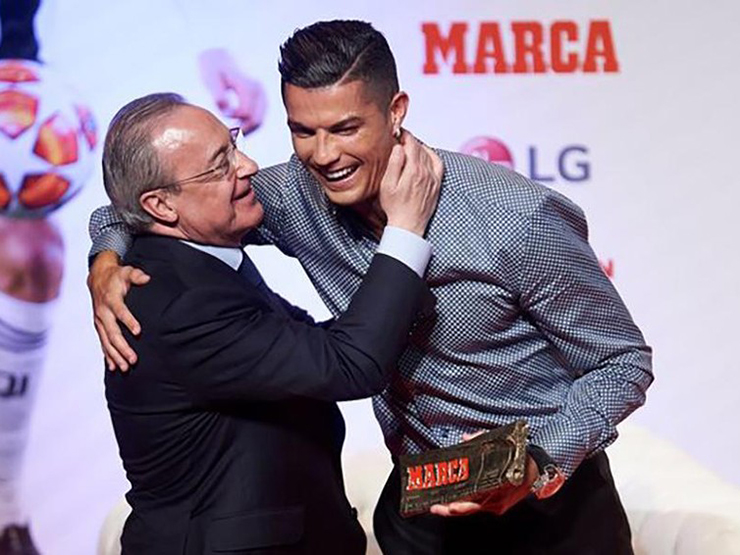Chủ tịch Perez gửi Ronaldo đề nghị sốc, mời về Real nhận vai trò đặc biệt - 1