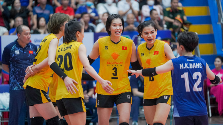 Trang web Liên đoàn bóng chuyền thế giới khen Thanh Thúy, Tú Linh, Như Quỳnh - 1