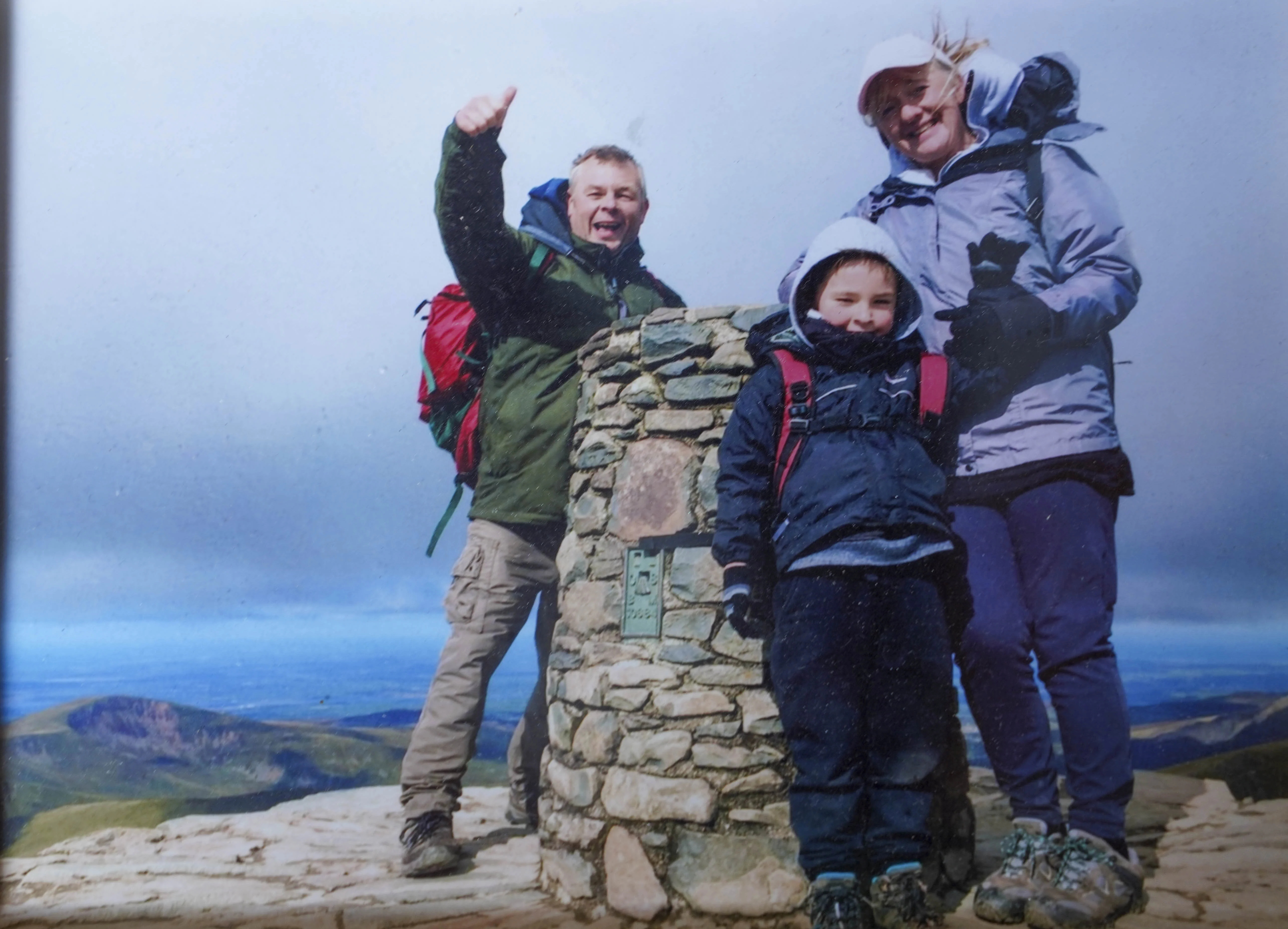 Bí mật đằng sau thành công của cậu bé 8 tuổi đã leo hơn 200 ngọn núi - 1