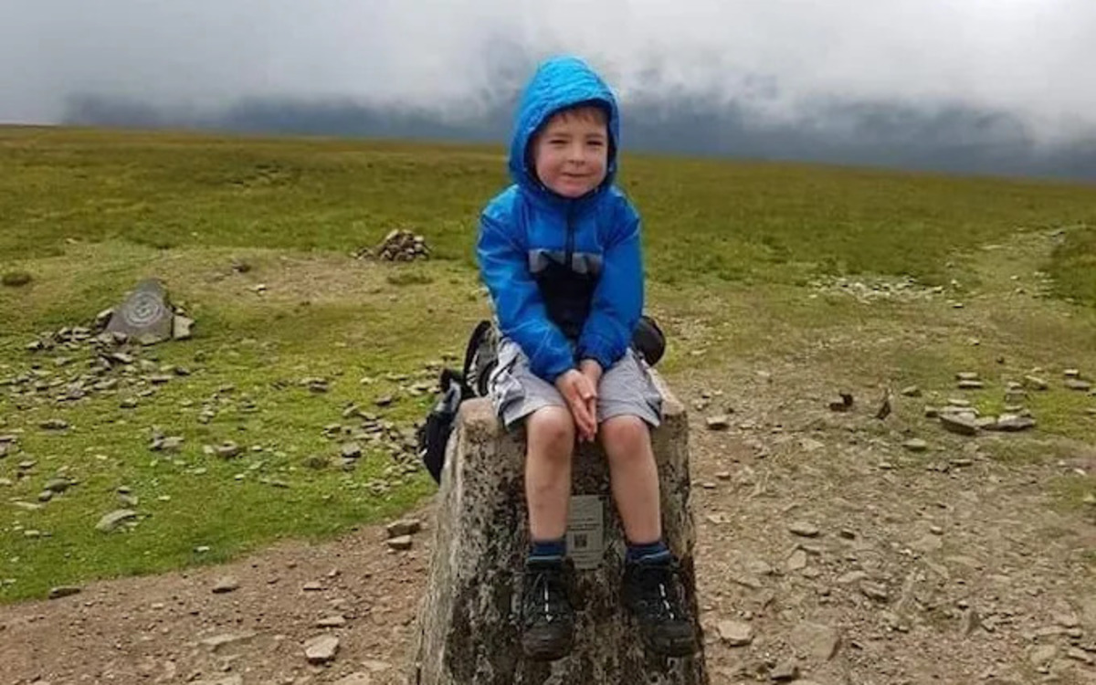 Bí mật đằng sau thành công của cậu bé 8 tuổi đã leo hơn 200 ngọn núi - 3