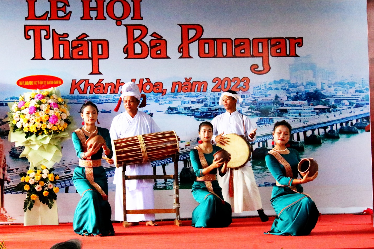 Đặc sắc lễ hội Tháp Bà Ponagar tưởng nhớ Thiên Y A Na Thánh Mẫu - 2