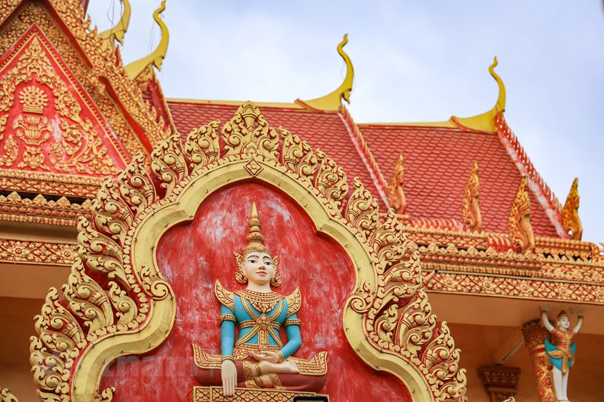 Chiêm ngưỡng vẻ đẹp ấn tượng của ngôi chùa kiến trúc Khmer ở Bạc Liêu - 2