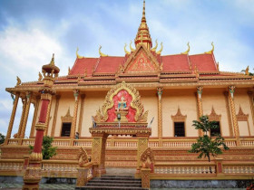 Chiêm ngưỡng vẻ đẹp ấn tượng của ngôi chùa kiến trúc Khmer ở Bạc Liêu