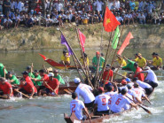 Hấp dẫn giải đua trải truyền thống làng Dương Nỗ