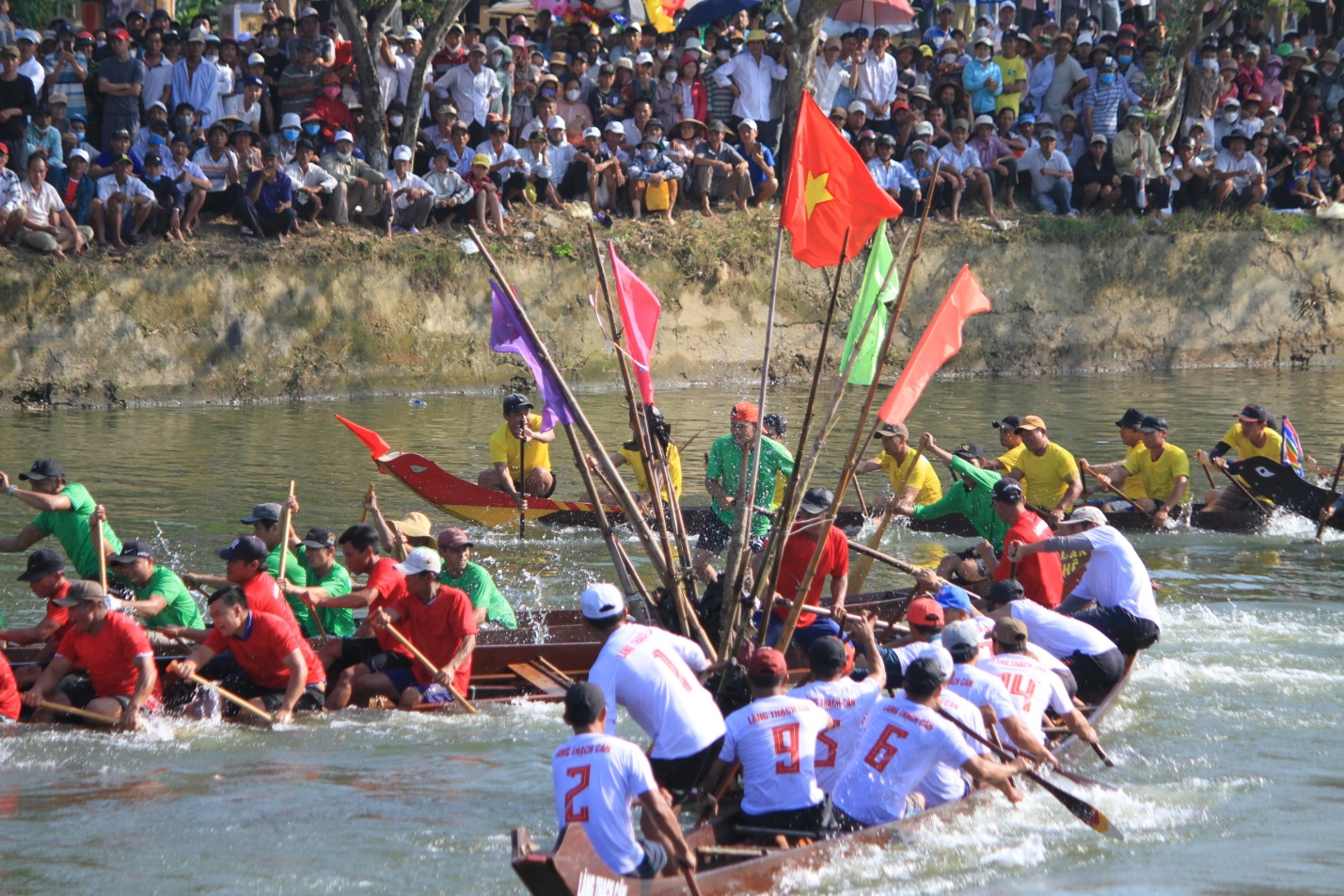 Hấp dẫn giải đua trải truyền thống làng Dương Nỗ - 6