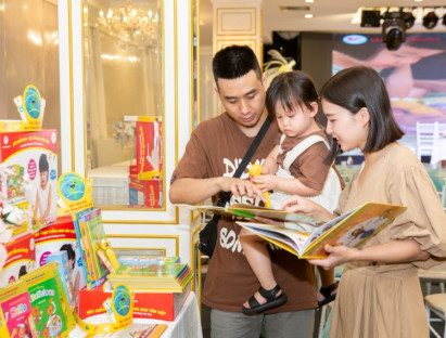 Mua sắm - Đánh thức năng lực phi thường trẻ thơ qua bộ sách ứng dụng công nghệ của Tân Việt Books