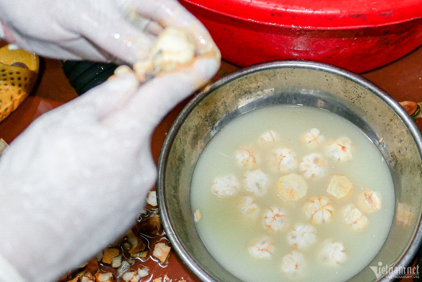 Đầu bếp 9x ở Hà Nội bán 400 suất gỏi gà măng cụt, thu trăm triệu mỗi ngày - 5