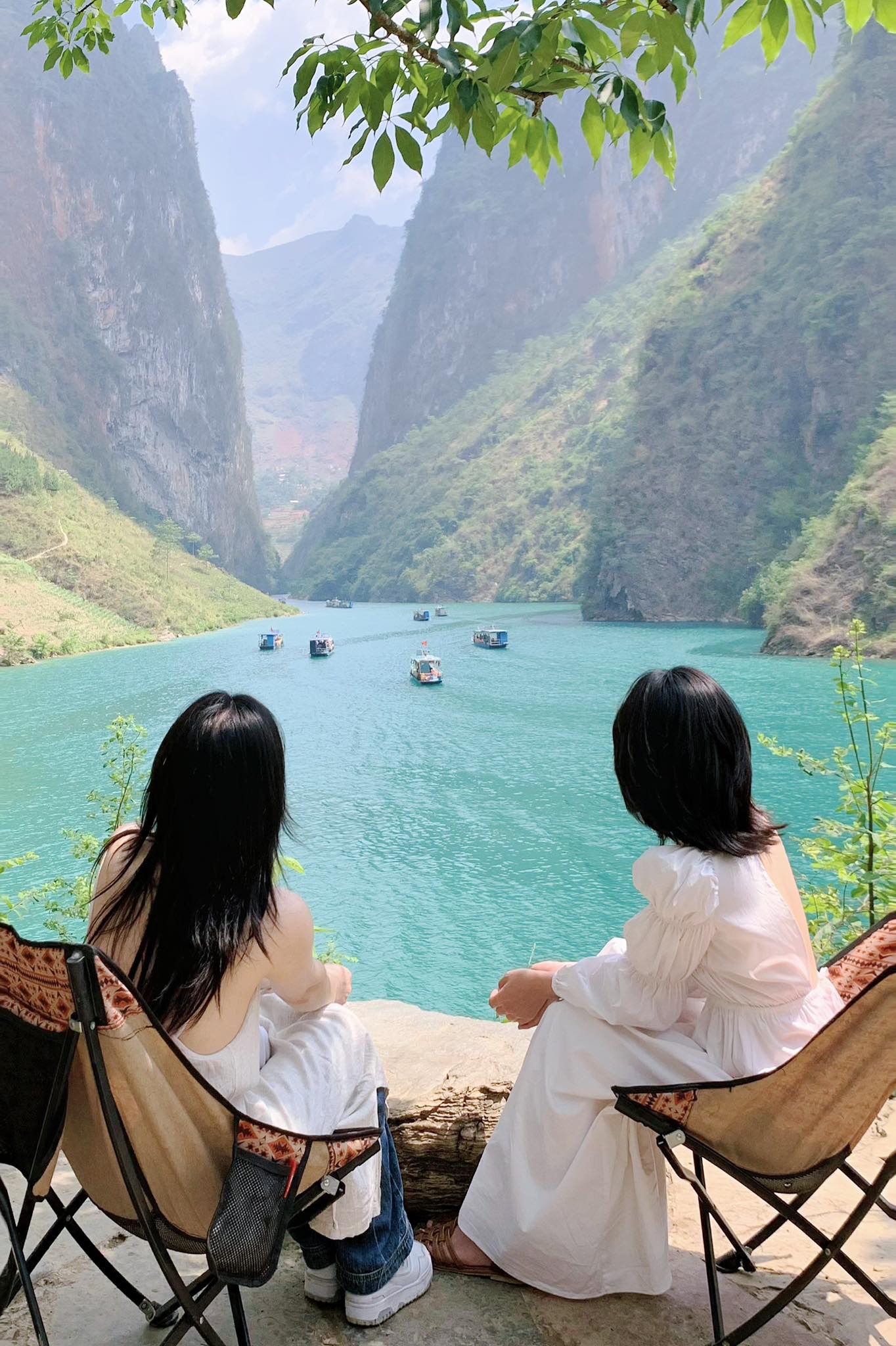Hai cô nàng 9X khám phá ‘mùa xanh’ ở Hà Giang - 15