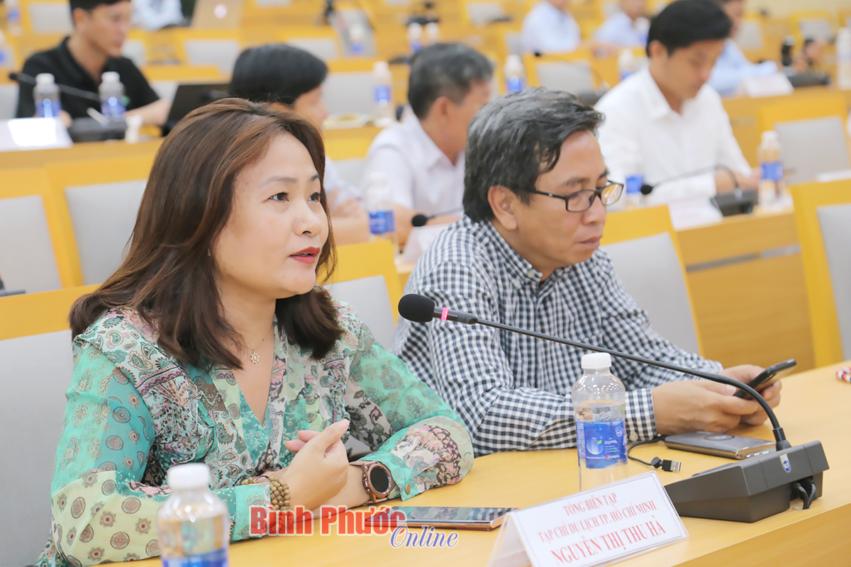 UBND tỉnh Bình Phước gặp gỡ, trao đổi thông tin với lãnh đạo các cơ quan báo chí - 13