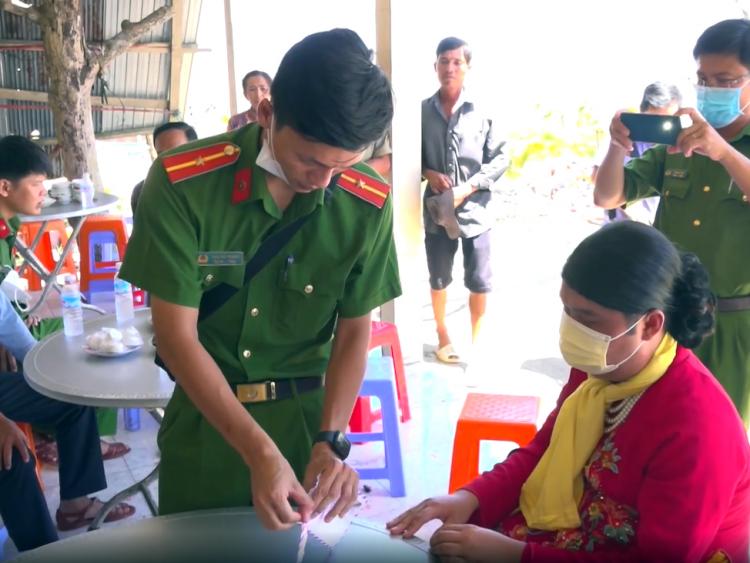 Thầy cúng trộm dây chuyền vàng trên tượng Bà Chúa Xứ, nhưng không thoát