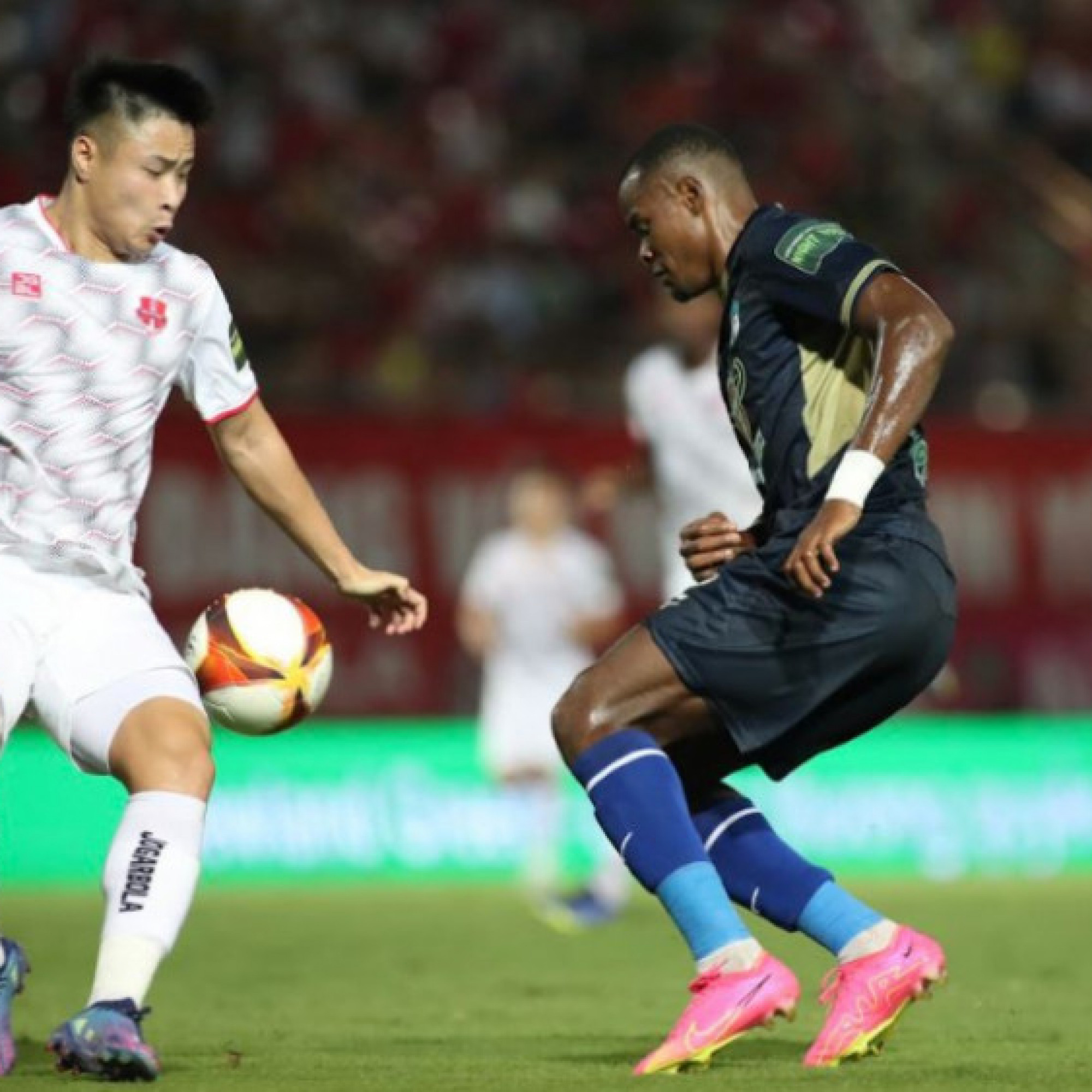  - Video bóng đá Hải Phòng - HAGL: Người hùng đặc biệt, thăng tiến mạnh mẽ (V-League)